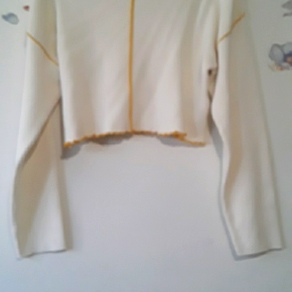 Urban Outfitter Long Sleeve Crop Top size S - Picture 4 of 7